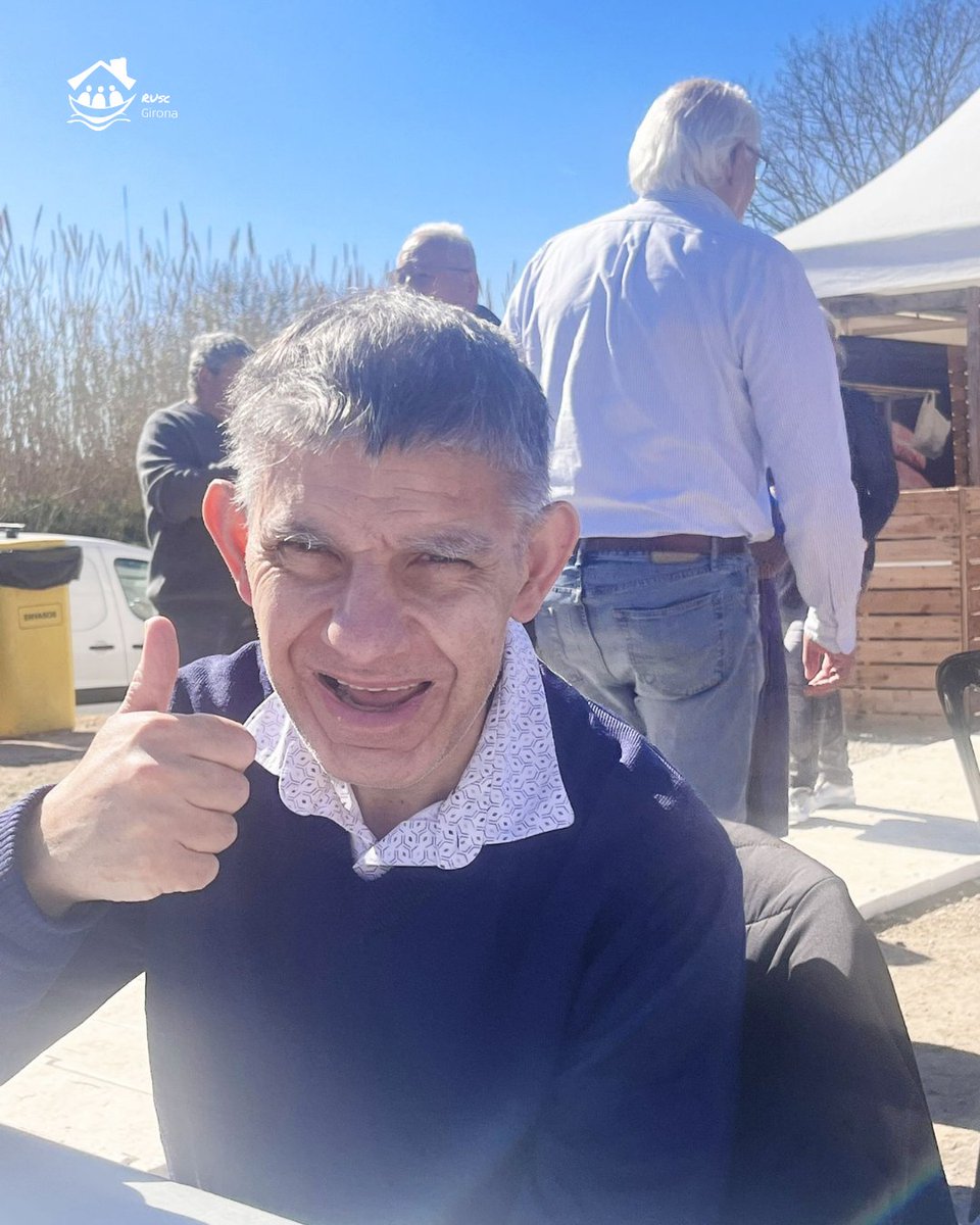 ruscgirona_llar's tweet image. El cap de setmana passat vam anar tots junts a la Fira del Porc de Riudellots de la Selva!
Bon menjar, bon ambient i, ens ho vam passar genial compartint moments i gaudint com una gran família 💙🙌

#elrusc #llar #llarresidencia #llarresidenciagirona #inclusió #ruscgirona