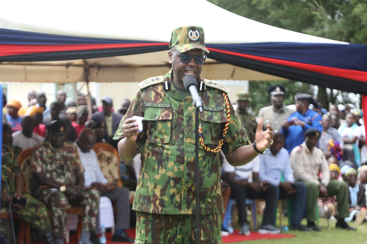 ayubsavula's tweet photo. DIG Eliud Lagat has read the riot act to political figures sponsoring chaos at rallies, issuing a stark warning that security agents are building cases against the financiers of recent bloodshed.. https://t.co/8PUbeCX1tl https://t.co/x7waDQ57oH