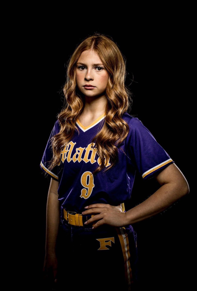 PiperClark2028's tweet photo. some of my pictures from media day!! 
#uncommitted2028 #softball #5star https://t.co/1mIa43Aslz