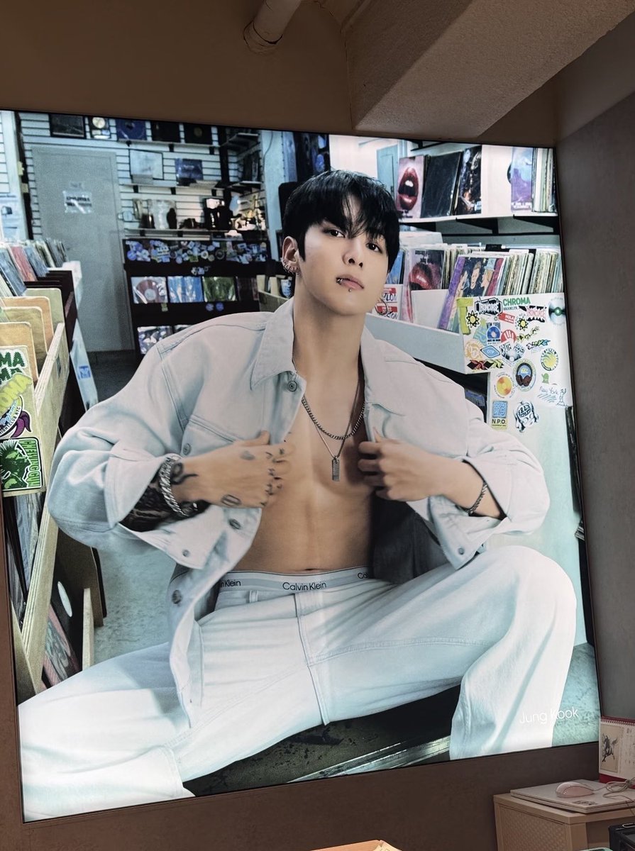 JungkookIDTeam's tweet photo. Just when I thought I’d recovered from the previous campaign...

@CalvinKlein’s best decision, period.

​#JungKookxCalvinKlein https://t.co/nScZkPo8rQ