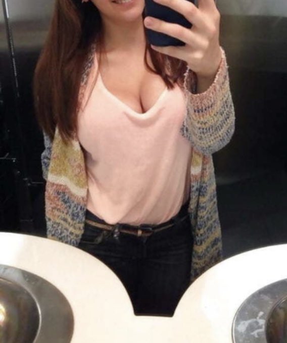 25rts and she flashes