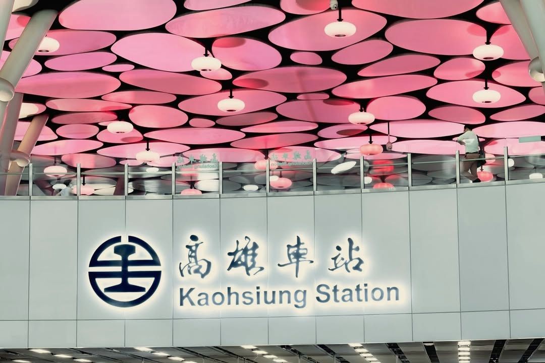 If you need healing today, get some spicy hotpot，it's really lingering aroma。