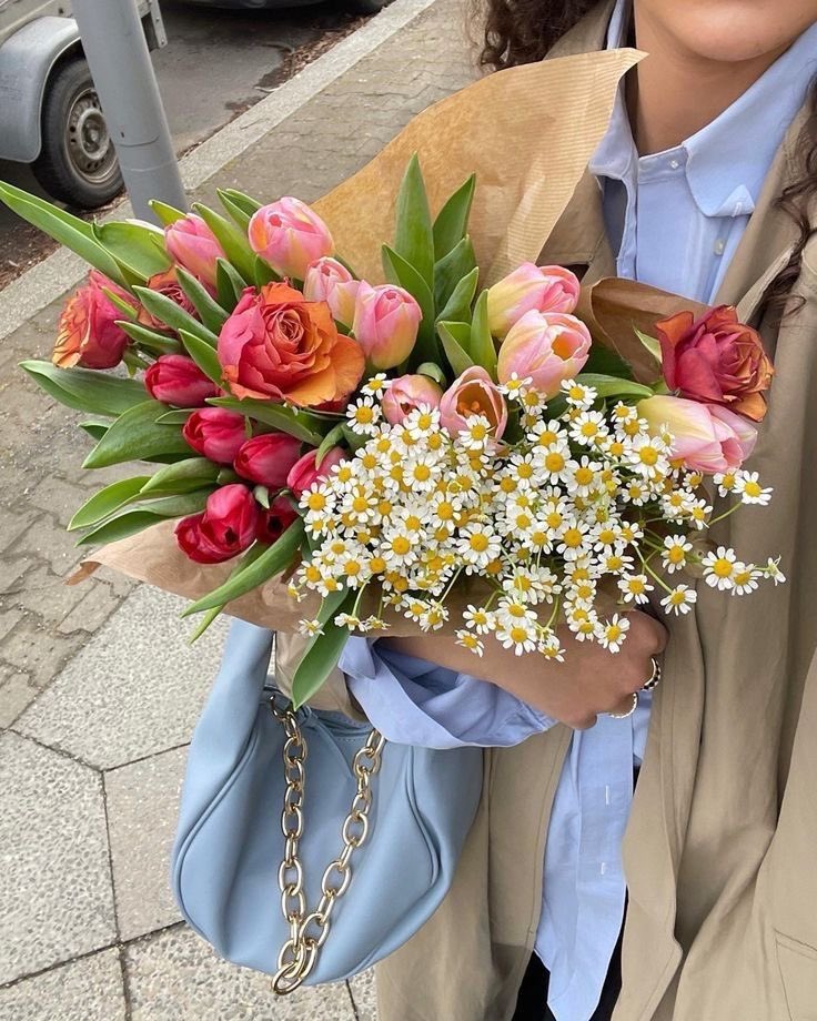 classyladylife's tweet photo. spring is almost here 🌸🌷🌻 https://t.co/yDqGDDqy55