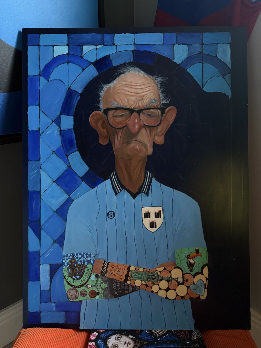 getoffthehill's tweet photo. New project underway on the easel . . . with a touch of stained glass thrown in 🩵
#madeindublin #Art #IrishArt #Dublin #GAA https://t.co/4mDy1ATO6q