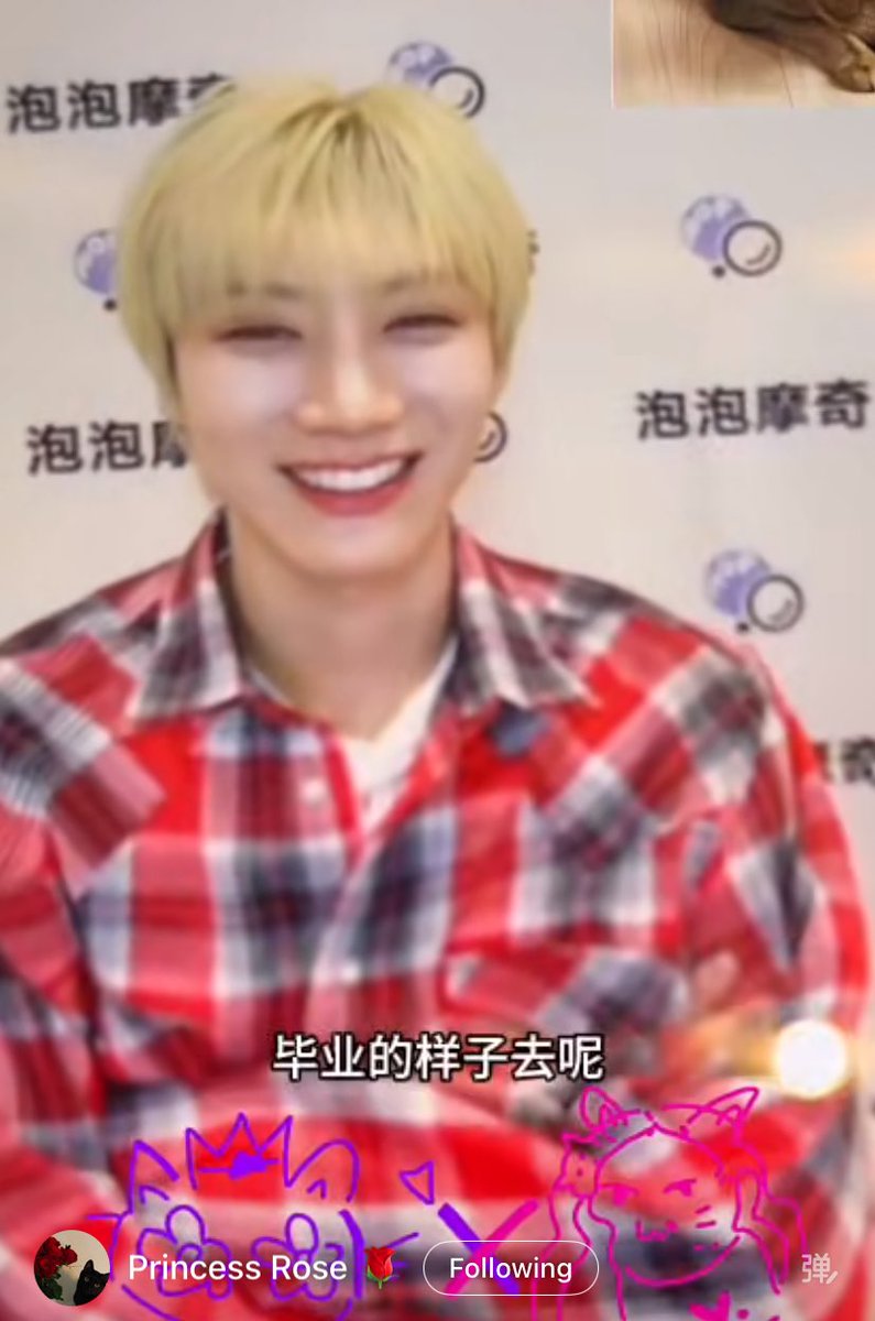 เห็นเสื้อตั้งแต่ 1 กิโลอะ อ้วมมมมมมม