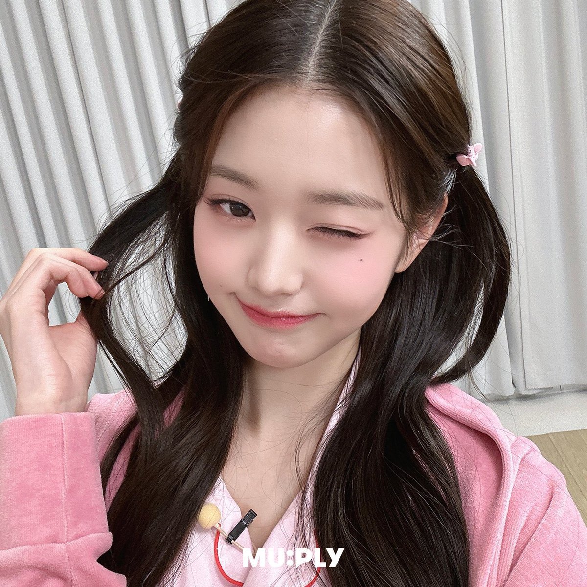 ivelove102's tweet photo. 원영아 강아지머리 또 해줘… 🧎‍♀️
🐶🐾 https://t.co/13e68B1nHA