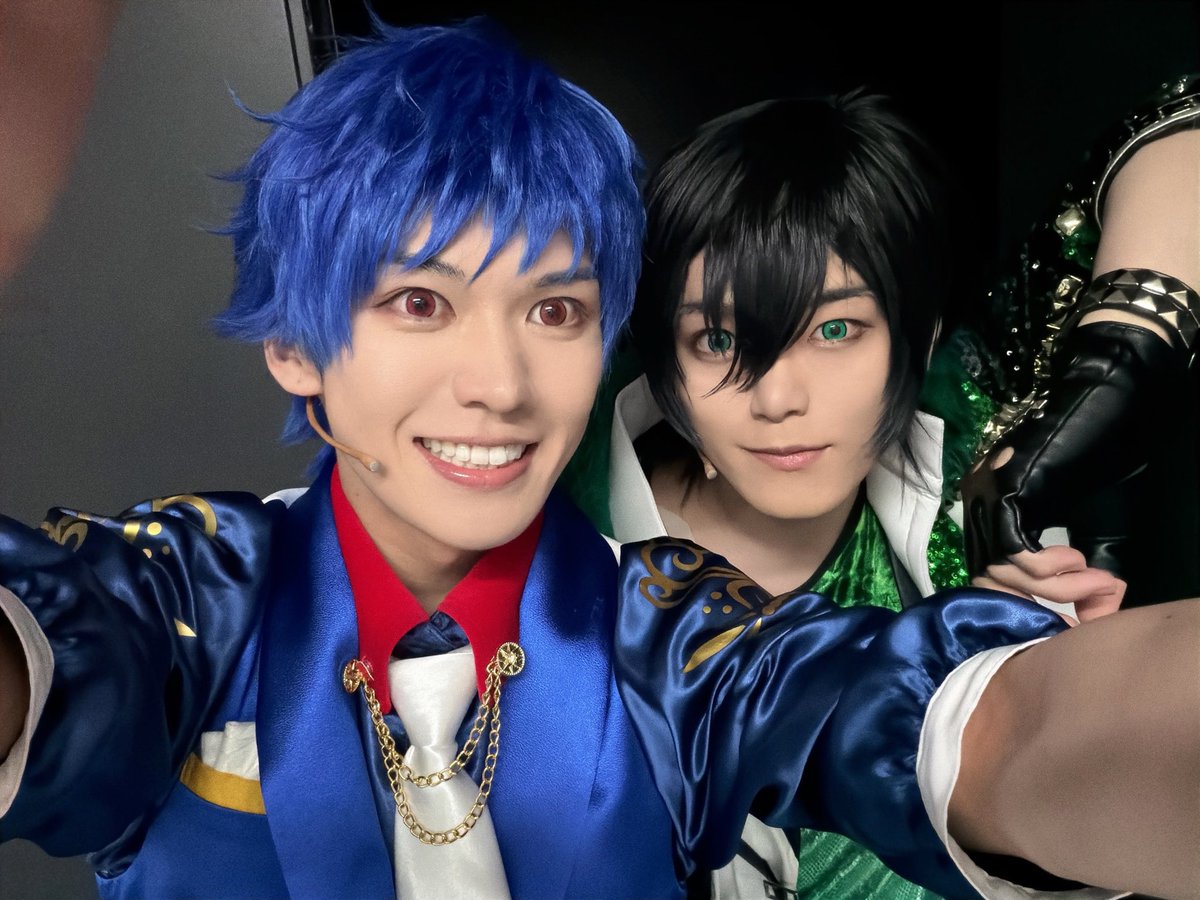 舞台「KING OF PRISM」
3日目ご来場誠にありがとうございました
日々皆様の声援に力を頂いています

タイガ役長江崚行
高1組そして同い年の頼れる男
どんなボケもツッコんでくれる

ｺﾚｶﾗﾓﾎﾞｹﾃｱｹﾞﾙﾈ🐯
#舞台キンプリ #ブタキン