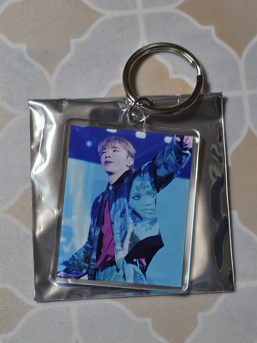 ひの子 tweet media