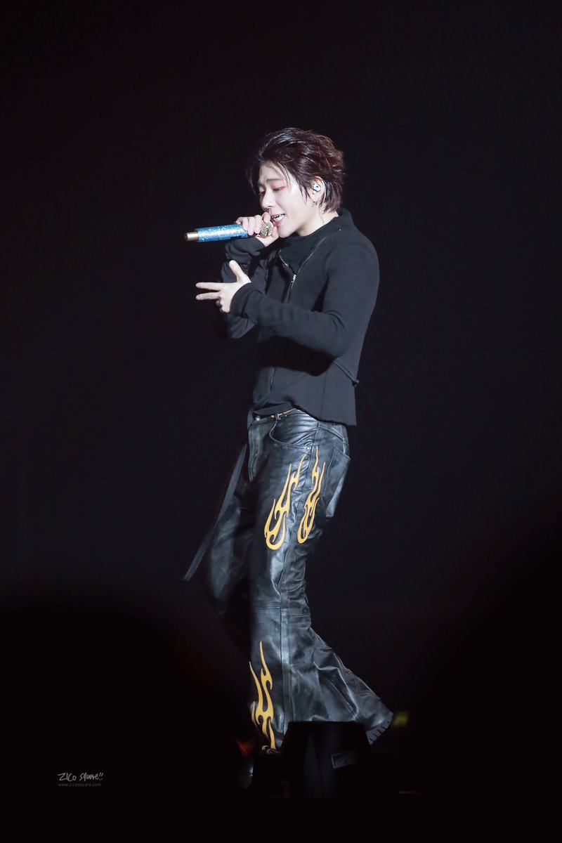 도드콘 다 까먹을 거 같으니까
복습 영상 올려줘요 ㅜ

#지코 #ZICO #우지호 
#도드콘 #TOKYODRIVE