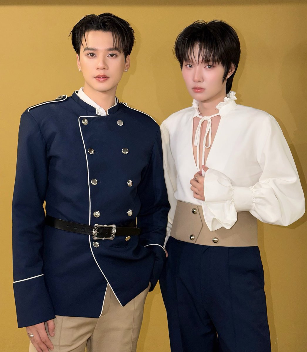 ห๊าาา ลุควันนี้ 😭😭

KENGNAMPING WITH LEPAN
#เลอแปงเบเกอรี่xเก่งน้ำปิง