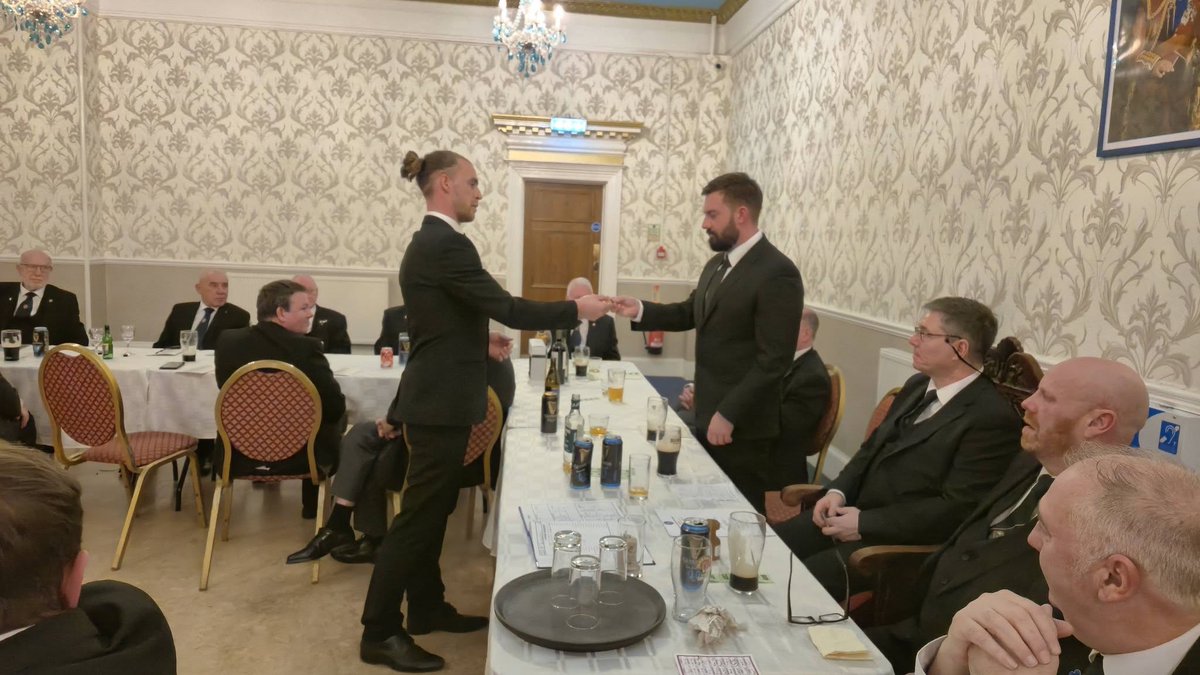 westoe4750's tweet photo. A great night was had by all, with no less than 6 E.A.'s in attendance to see Shaun be initiated into Westoe lodge https://t.co/gktn7L5553
