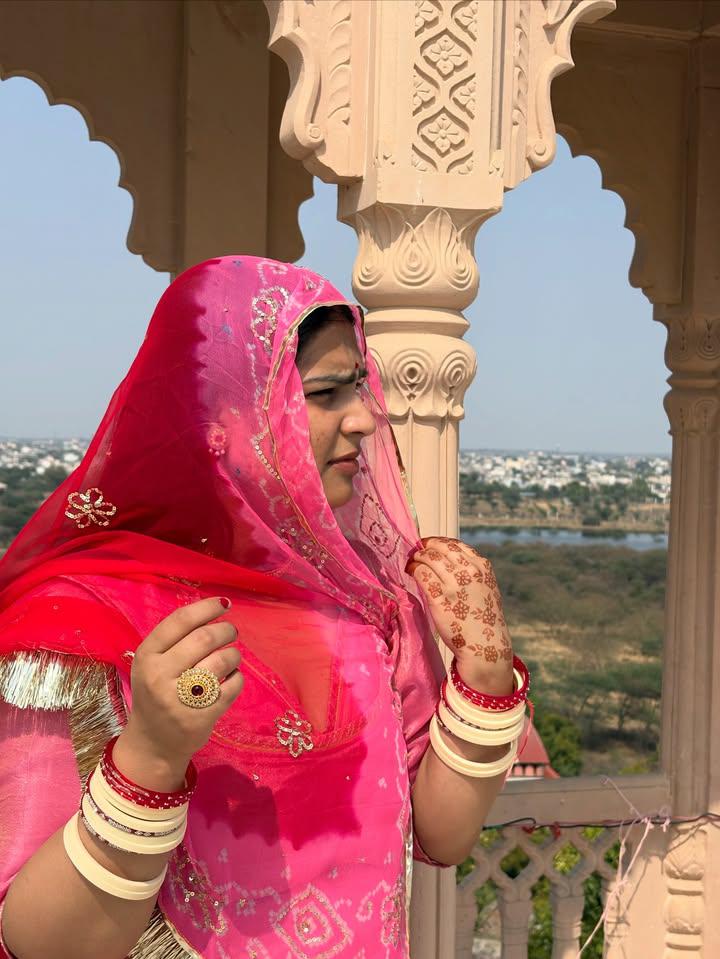 जितने भी हमारे महान पुरूष हुए हैं, उनकी महानता के पीछे बस एक ही कारण था कि उन्होंने जीतने के बजाय हारना स्वीकार किया मगर अपने सिद्धांतों का परित्याग कभी भी नहीं किया।🧖🏻

GOOD MORNING 🌄