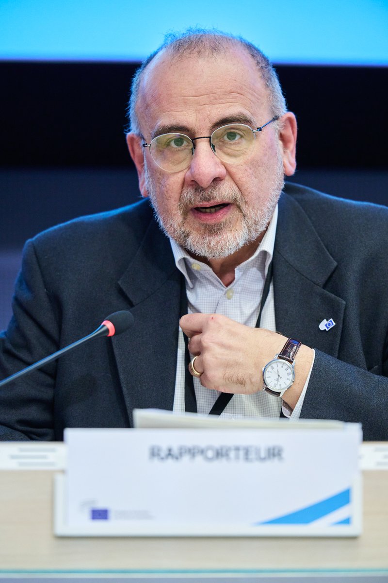 🆕 The EU 🇪🇺 must completely reset its economic strategy to respond to new challenges

<a href="/EESC_ECO/">EESC Economy & Cohesion</a> <a href="/LJahierEU/">Luca Jahier</a> #EuropeanSemester

👉 Click here and find out more: link.europa.eu/g9KkDV