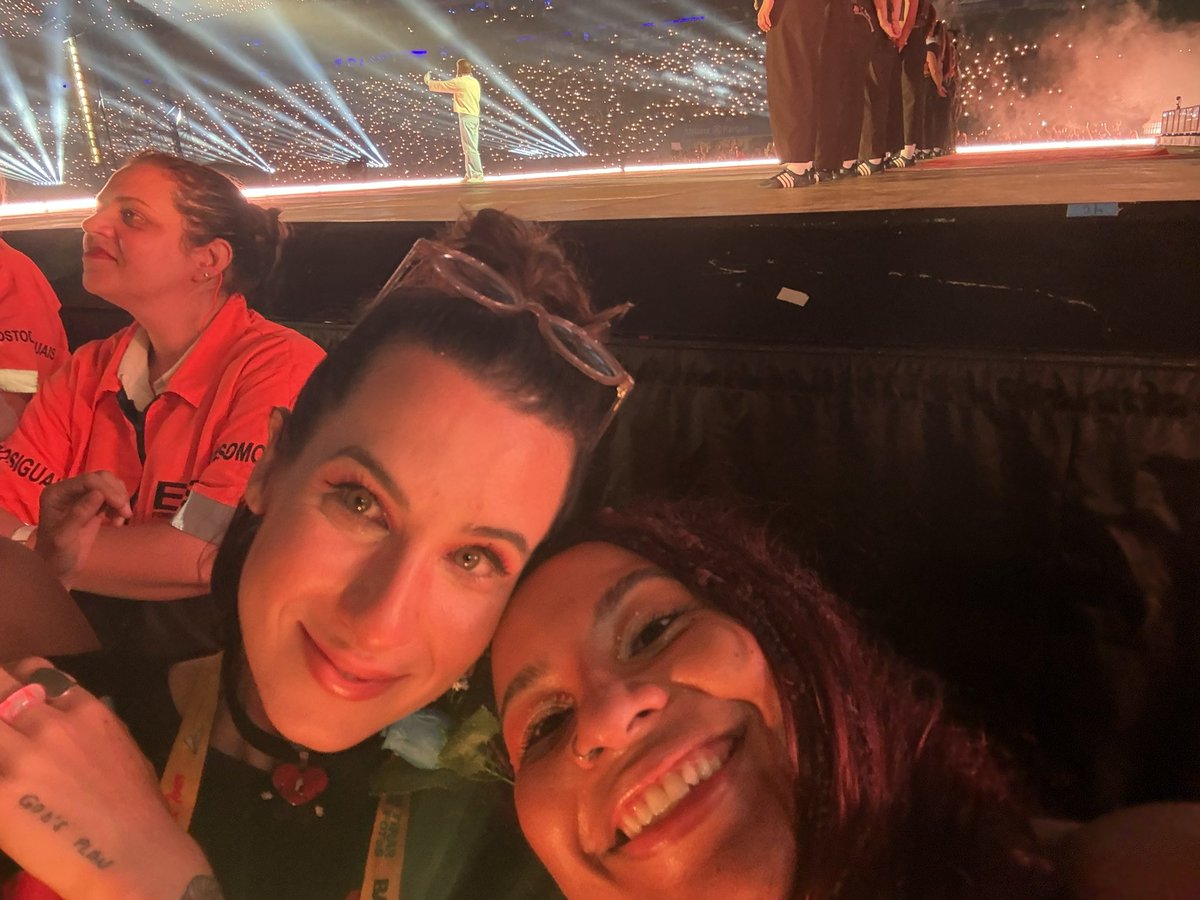 gente eu e <a href="/atrambiqueira/">LULU VIU O BENITO 🐸🇵🇷🇧🇷</a> com ele 🥰🥰🥰🥰🥰