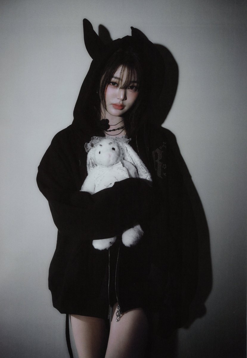 ᥫ᭡ 🪽 tweet media