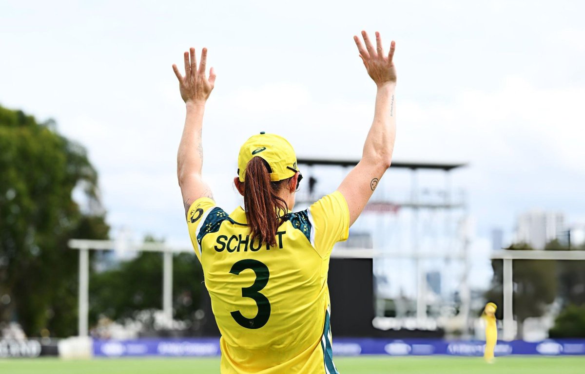 awcwvlc's tweet photo. Shooter went past Lisa Sthalekar to become the third-highest wicket-taker for @AusWomenCricket in ODIs.
#AUSvIND https://t.co/Dz6takmwpv