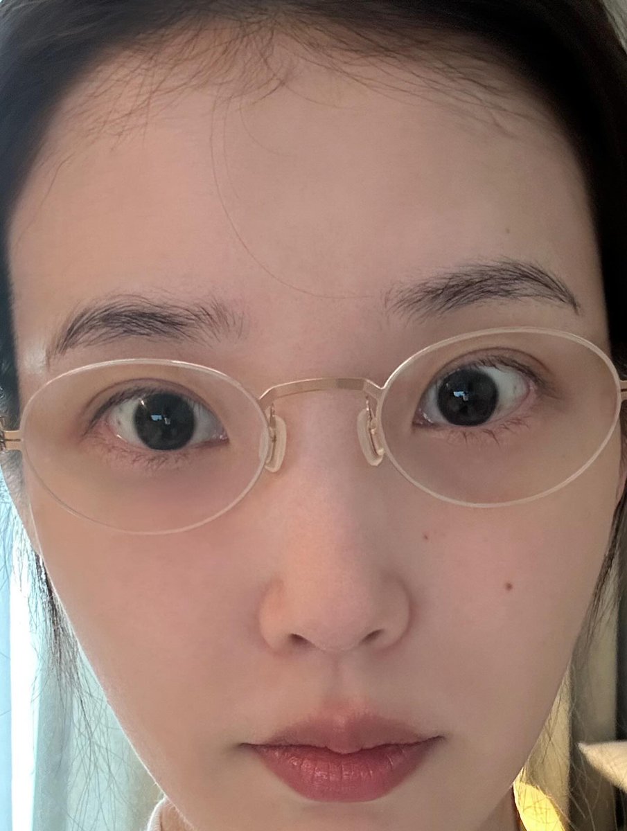 IUstagram tweet media