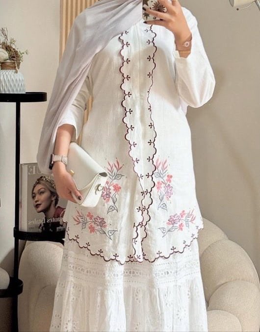 dianasundae's tweet photo. Aku mau spill outfit cantik lebaran nanti yang bikin kamu stylish! 🤍

a thread https://t.co/SwMLx5GMI3