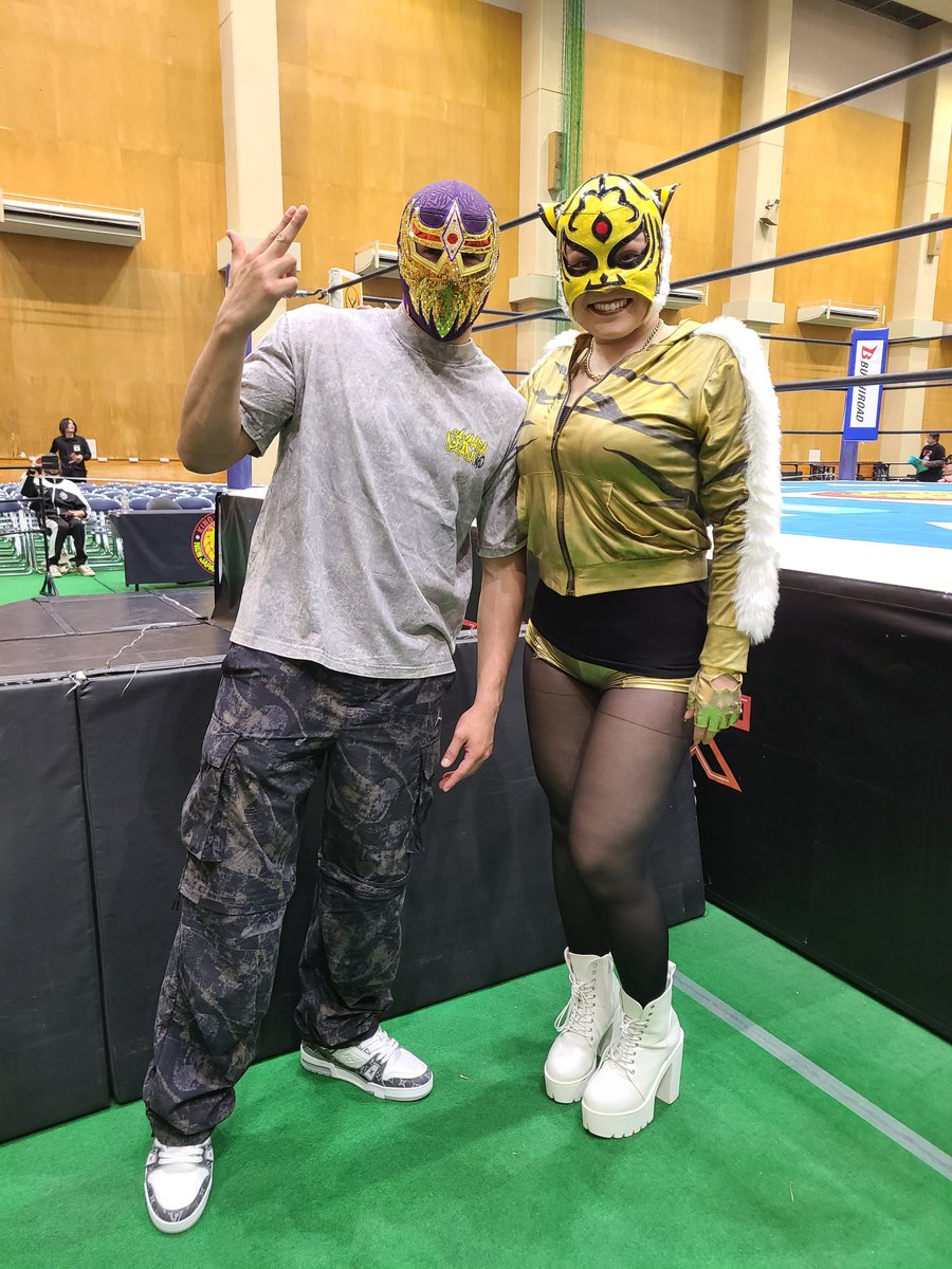 eldesperako's tweet photo. タイガーマス子
妹太り気味 https://t.co/eSKXb5KyQR