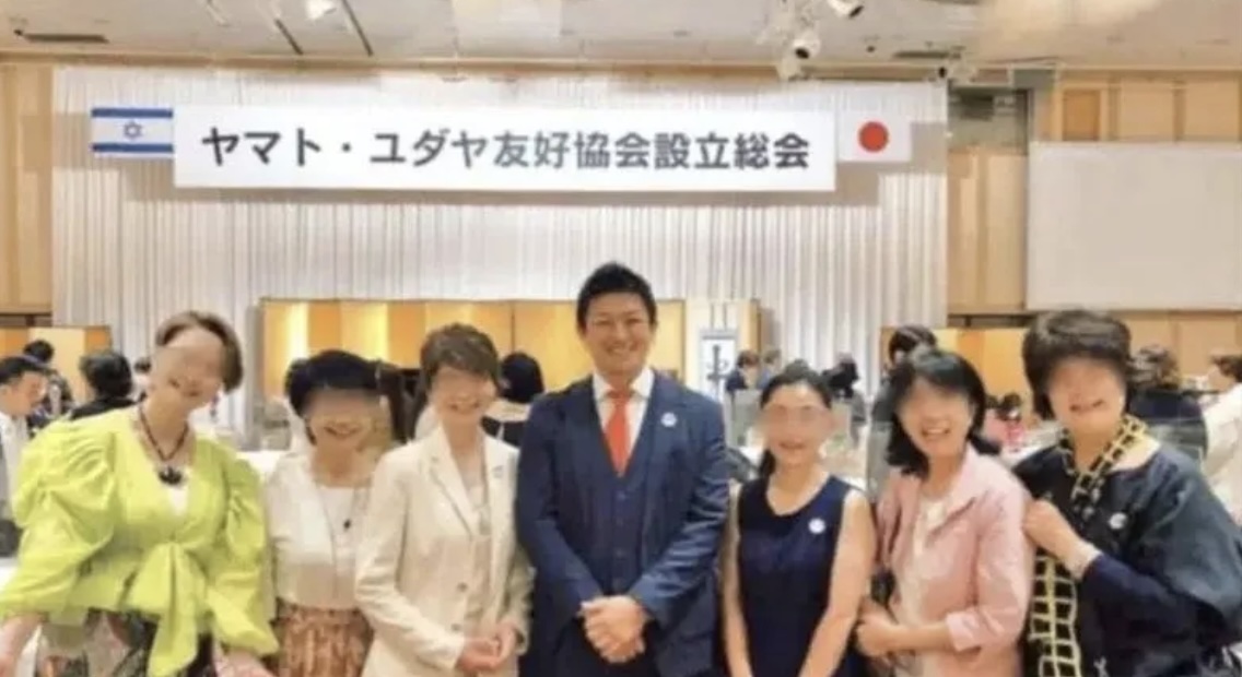幕屋
Just a heresy
A part of 日本会議
Anti-democracy