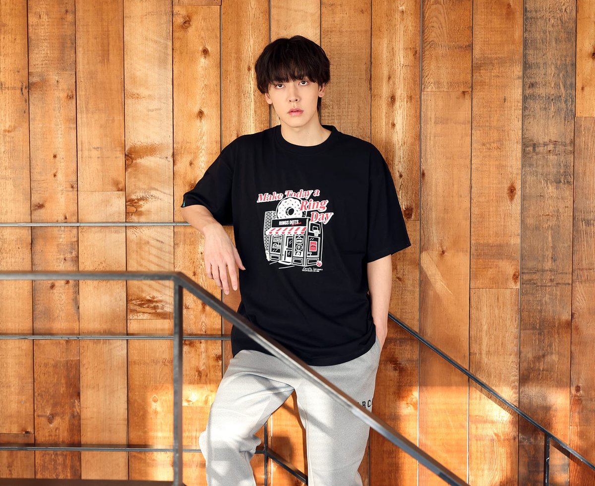 FLY Magazine tweet media