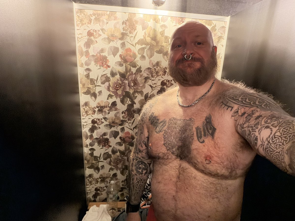 ThornerBear tweet media