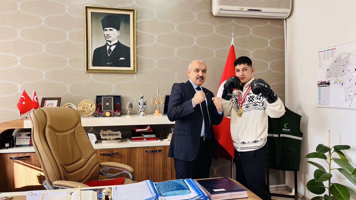Talas’tan altın gurur! 🥇

Kayseri Valiliğimizin ERVA Spor Okulları öğrencisi ve Talas Anayurt Mesleki Eğitim Merkezi öğrencimiz Batuhan Kaya, Okullararası Boks İl Seçmeleri’nde 70 kg’da şampiyon oldu. 🥊
<a href="/kayserivaliligi/">T.C.Kayseri Valiliği</a> 
<a href="/gokmen_cicek_/">Gökmen Çiçek</a> 
<a href="/kayserimem/">Kayseri İl Millî Eğitim Müdürlüğü</a> 
<a href="/CoskunESEN57/">Coşkun ESEN</a> 
<a href="/OMALKOCOGLU/">osman MALKOÇOĞLU</a>