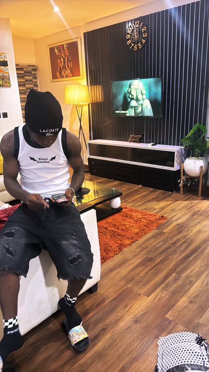 shoptimibanks's tweet photo. New drop🛒 https://t.co/9ScfGLRSqj