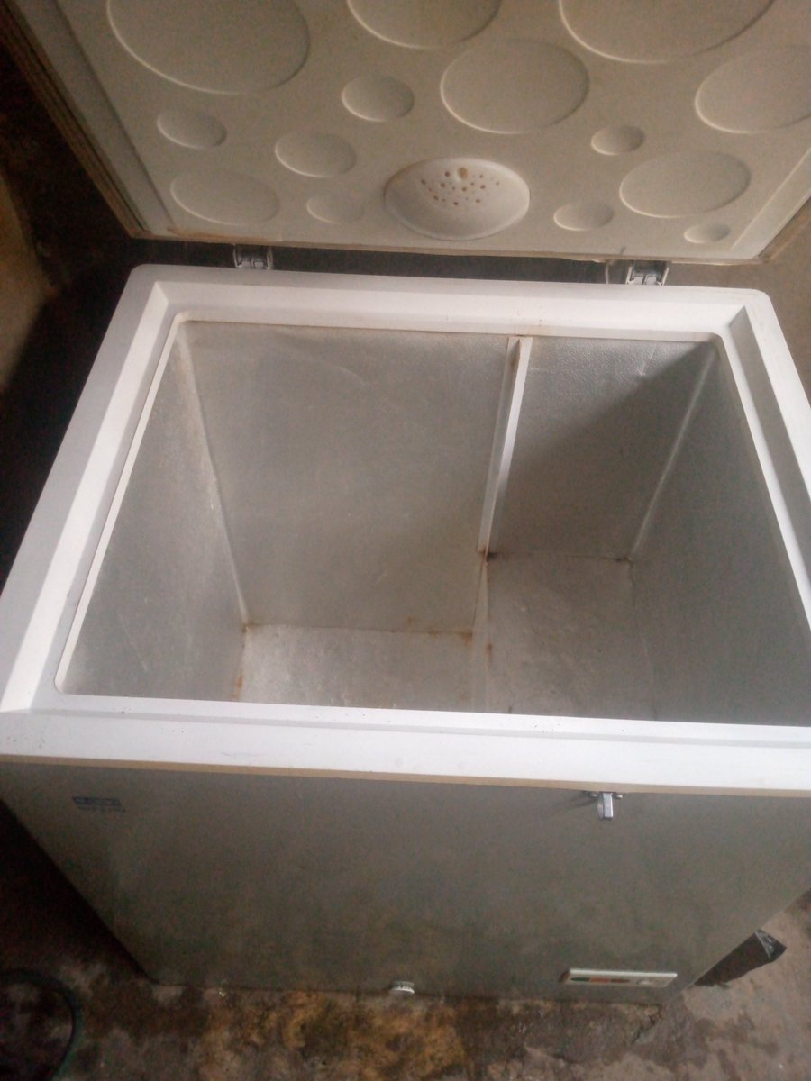PrimeRainNG's tweet photo. @retweets_9ja For Sale #175k 💥 
219 litres | Working perfectly 💯 
Call/ Whatsapp - 08101686389

📍 Fadeyi, Lagos 

Christian in Nigeria Amen Tomisin Man of God CJNG #Ramadan Simi Lekan #marketplace #appliance https://t.co/ullYbjgB1K