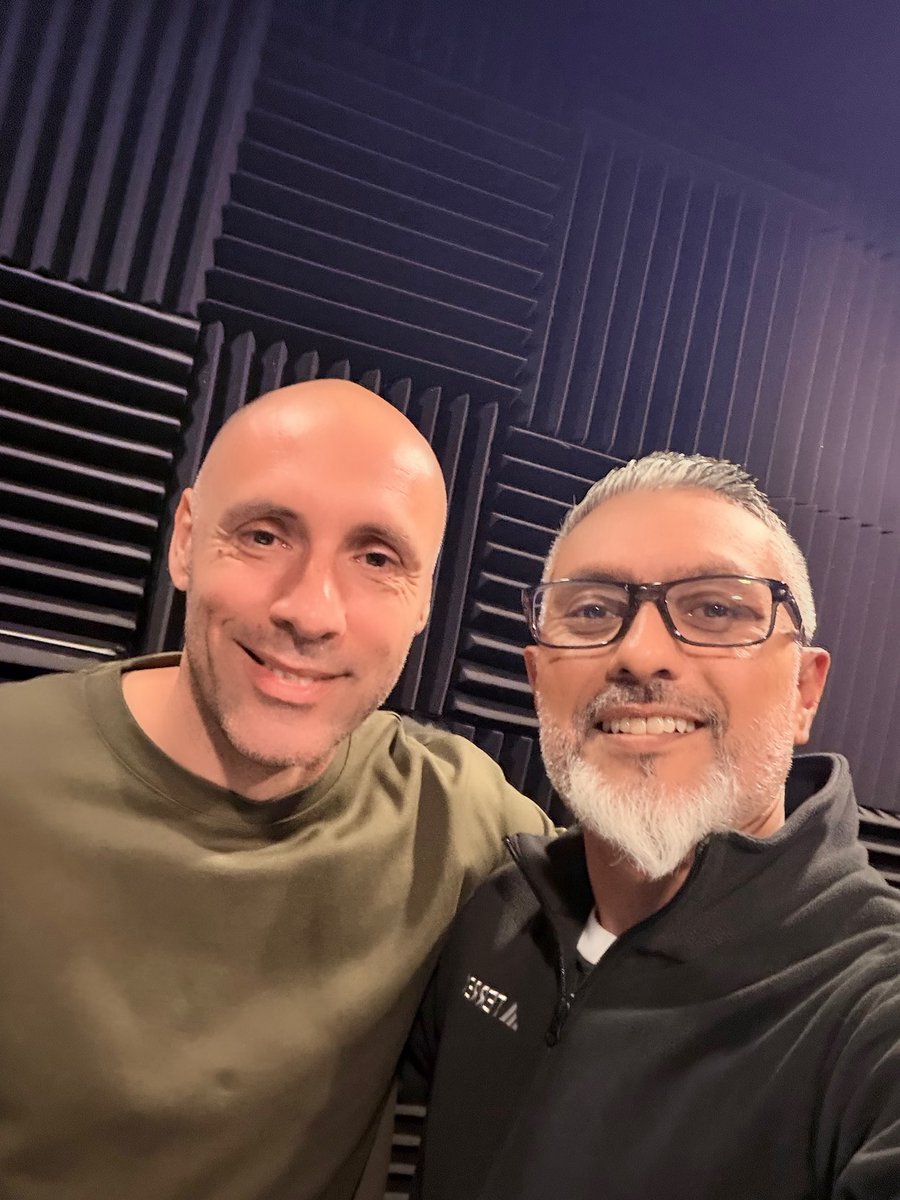 Shasi8's tweet photo. As the Sailors were announcing their new Head Coach, their former leader, Aleksandar Rankovic, sat down with me and we had a wonderful chat about his time here in Singapore. Tune in soon! 
#silverfoxhustle #silverfoxhustlepodcast https://t.co/WHNTTHuYXw