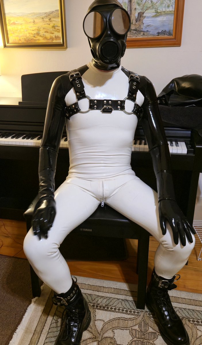 Rubber_ADL tweet media