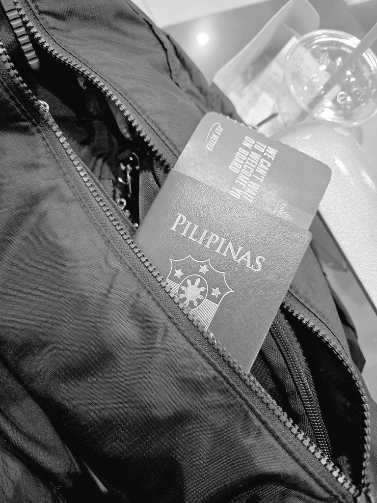 UNCs flying back to 🇦🇪..

Thank you EmiBonnie!

#เอมี่บอนนี่ #EmiBonnie #EmiBonnie1stFMinManila