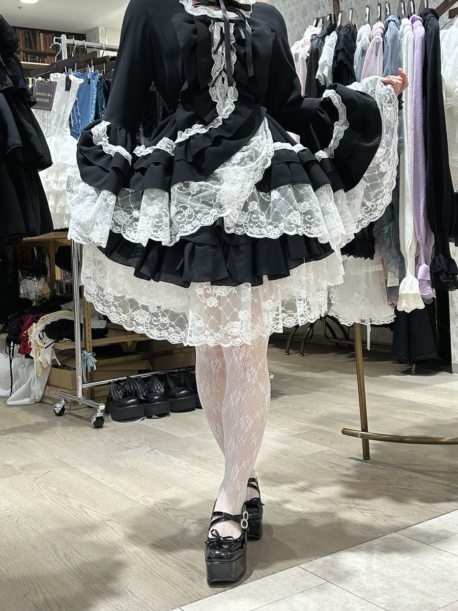 🍓スタッフ着用🍓 【MARBLE】 編み上げ総フリルドレスワンピース