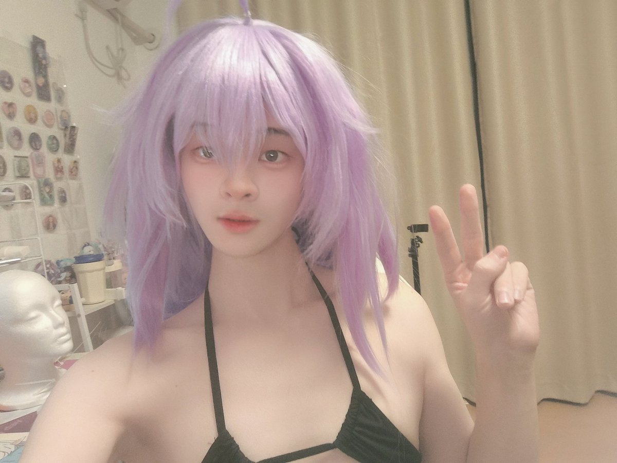 alingyaa's tweet photo. 妹妹说紫色很有韵味
#男娘 #femboy https://t.co/aBkc6e7BCu