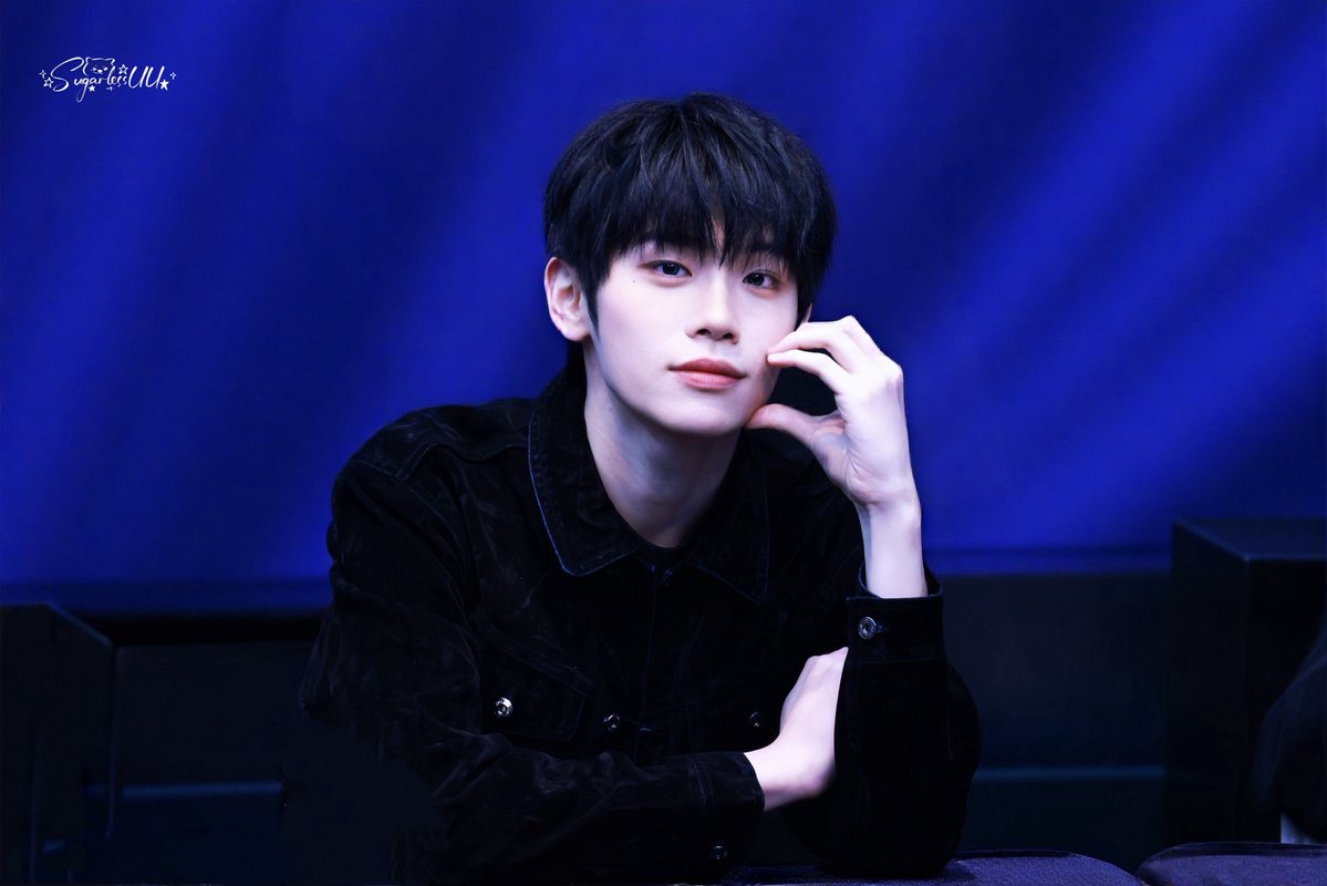 251202 Music Plant 
Offline Fansign HQ. 

Blue💙

#김태래 #태래 #제베원
#제로베이스원   #ZEROBASEONE   #ZB1   
#TAERAE #KIMTAERAE
#キムテレ #テレ #ゼロベースワン