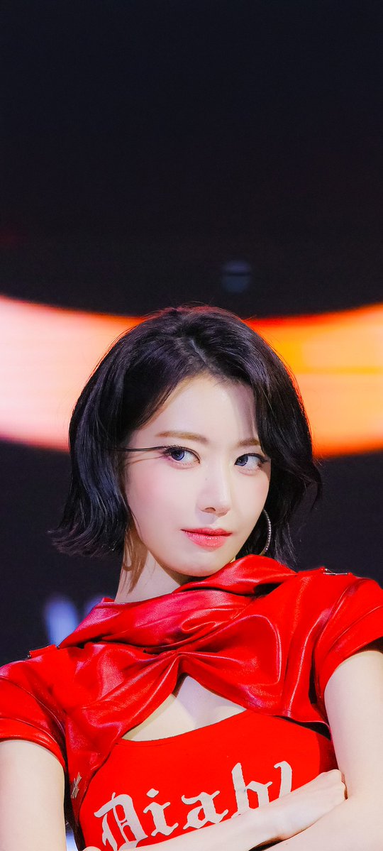 LE_SSRAFIM #르세라핌 ༺ #SAKURA #사쿠라 #ﾙｾﾗﾌｨﾑ ＜Instagram｜#宮脇