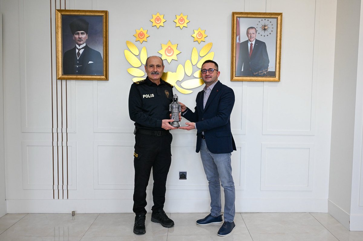 Polis Memuru Sn. Uğur BOZER’e nazik ziyaretleri için teşekkür ederim.