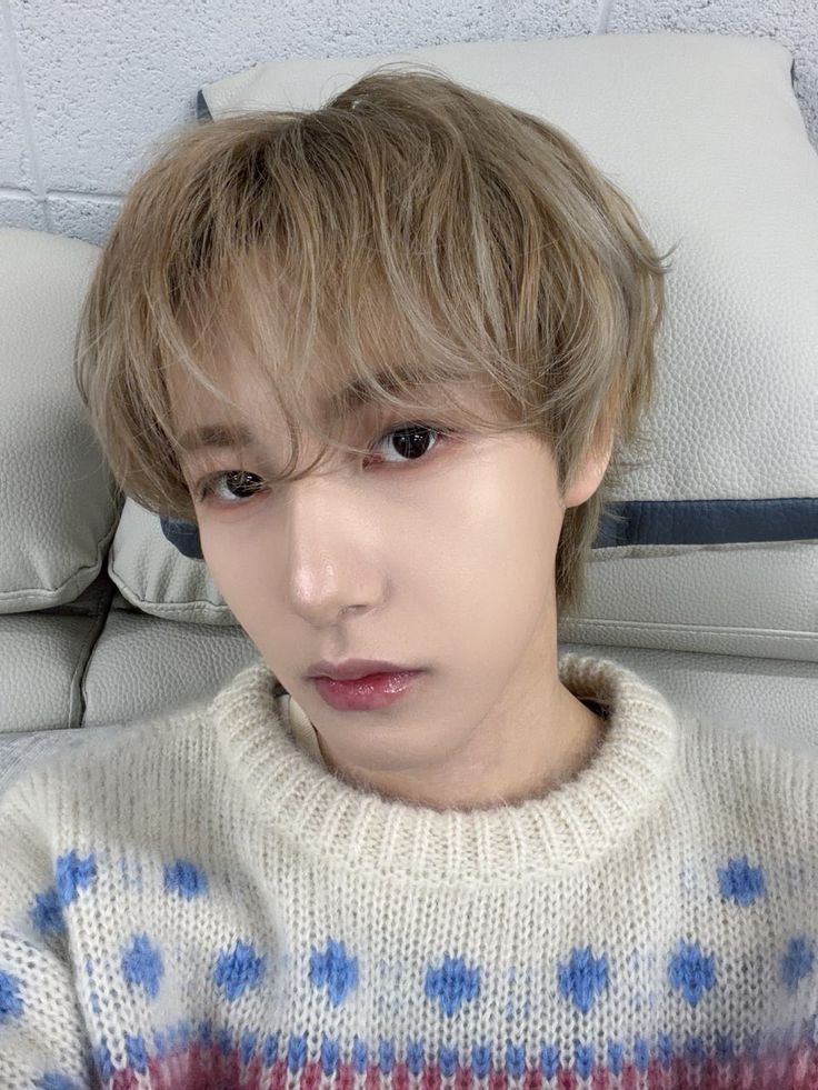 yllwfoxie_'s tweet photo. My Chinese boyfriend https://t.co/7UDmrLG8RP