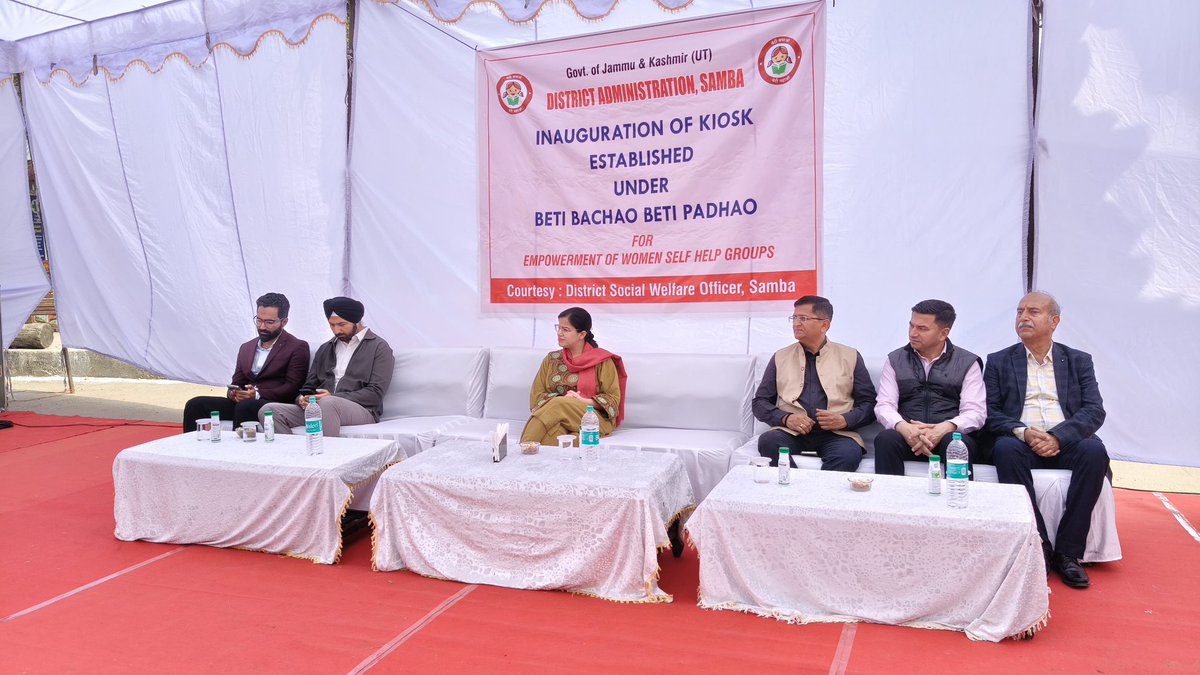 diosamba1's tweet photo. DC Samba @SudanAyushi inaugurated kiosks for Women Self-Help Groups under Beti Bachao Beti Padhao at Chichi Mata Temple, boosting income generation and sustainable livelihoods for women. #BBBP #WomenEmpowerment
@diprjk @ddnews_jammu @AkashvaniAIR https://t.co/Cl9vuWDsma