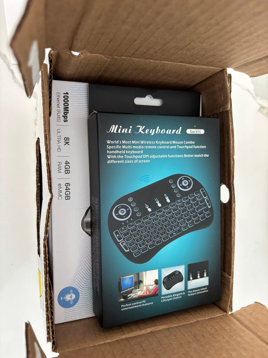 DIGIBoxStore's tweet image. 【営業再開のお知らせ】

本日24日より春節休暇が終了し、通常通り発送を開始いたしました📦

休暇中のお問い合わせも順次対応いたします。
引き続きよろしくお願いいたします。
#DIGIBox #発送再開