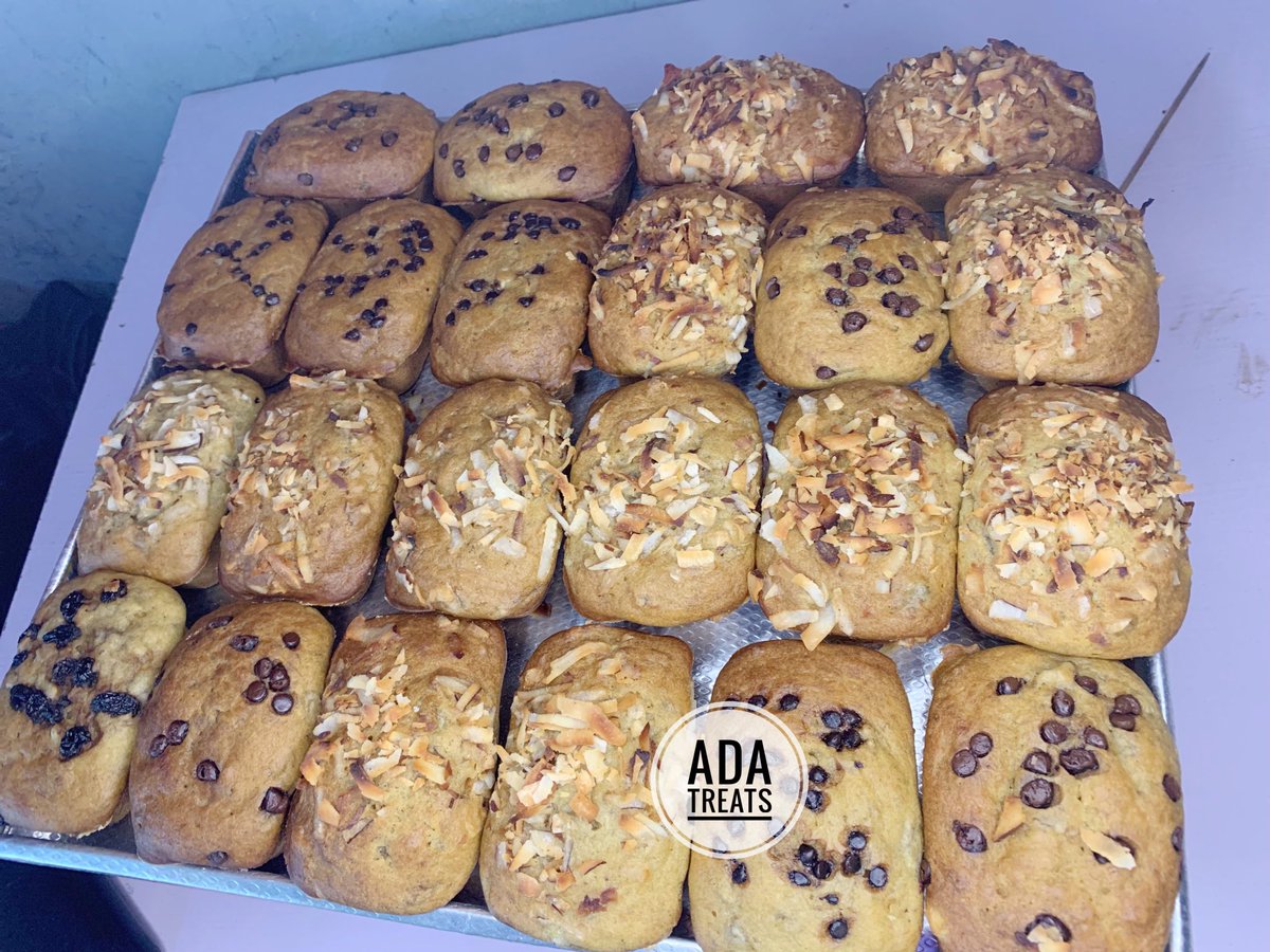 AdaTreats's tweet photo. Heard it’s National Banana Bread Day

My brand must always represent 👌

How do you like your banana bread? https://t.co/3tFgulsdGF