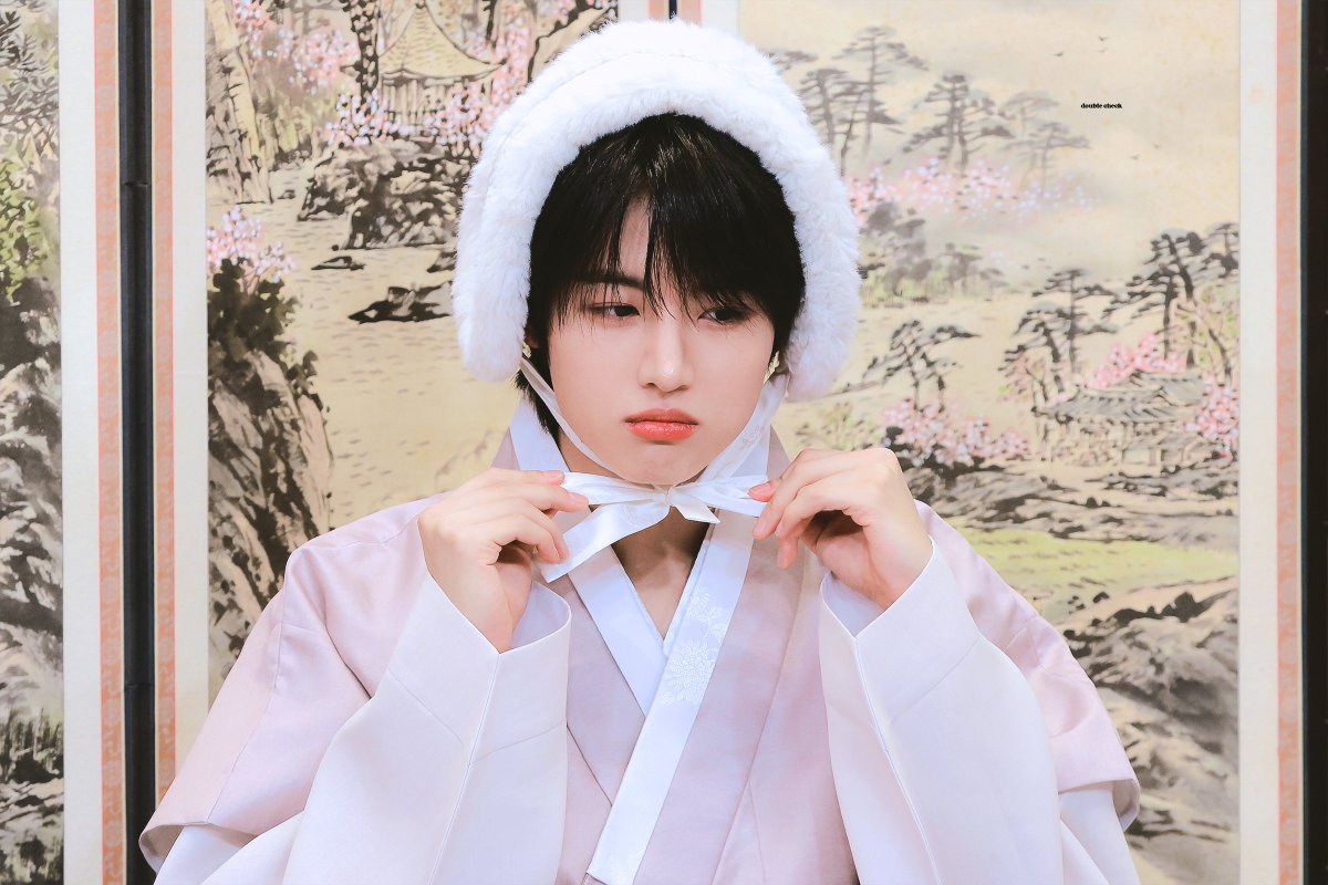 따블✌️ tweet media