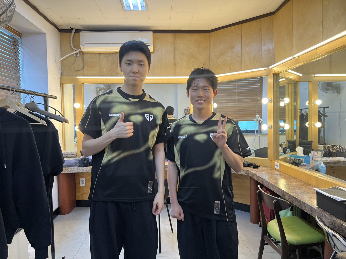 Mulgold_tekken's tweet photo. I meet my idol...🥹 https://t.co/rtVvqx7NPG