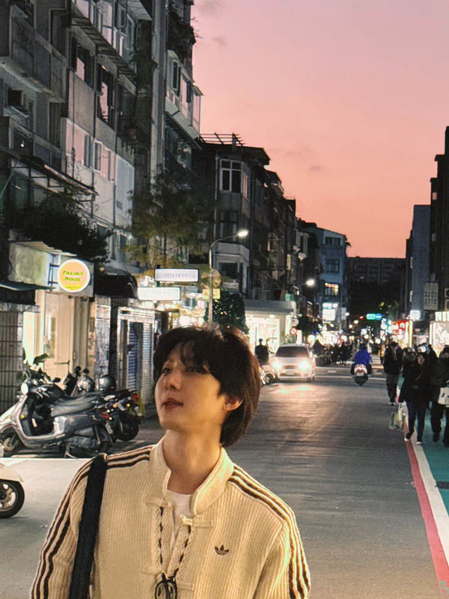 후이노트 tweet media