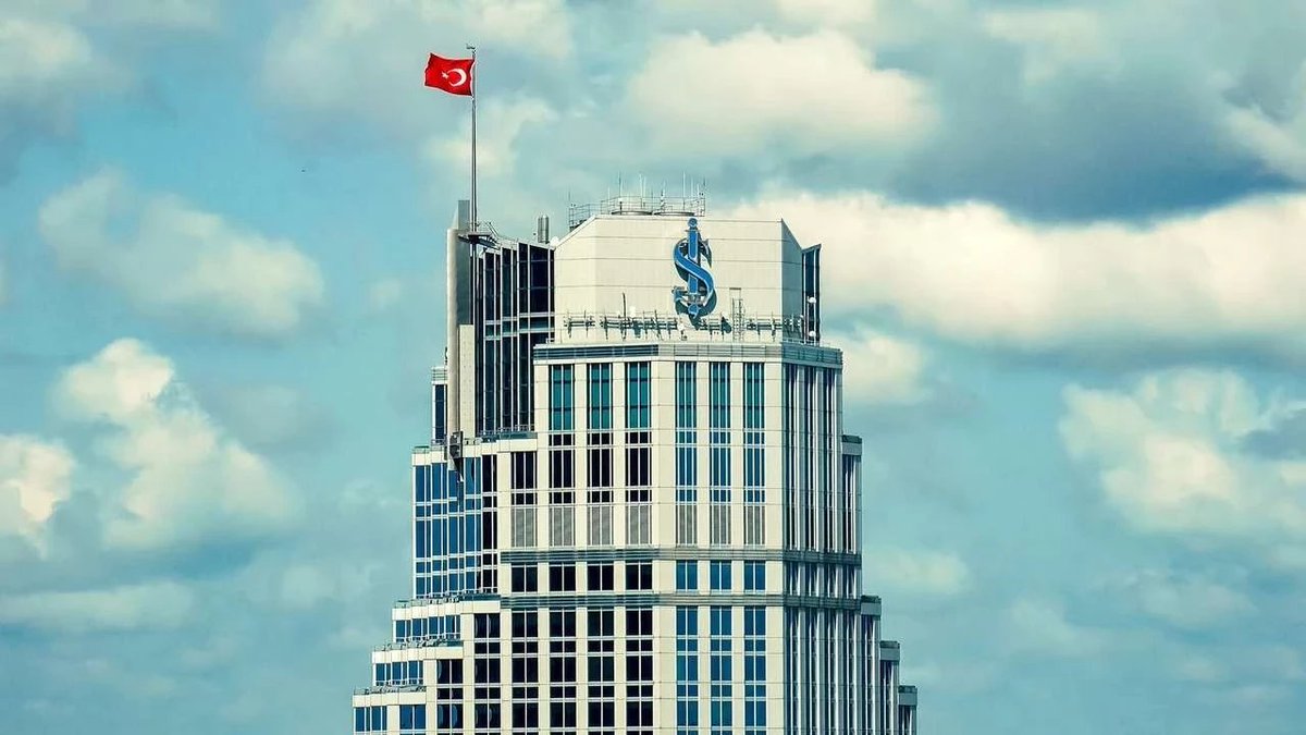 etkiIihaberyeni's tweet photo. SON DAKİKA | Rekabet Kurulu, iş gücü piyasasında rekabetin ihlal edilip edilmediğini tespit etmek amacıyla, İş Bankası ve Yapı Kredi Bankası'na soruşturma başlattı. https://t.co/l3Ing4lY3W