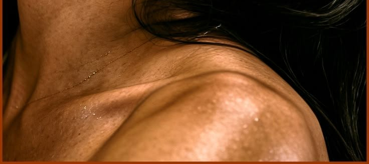 tap to see men's weakness