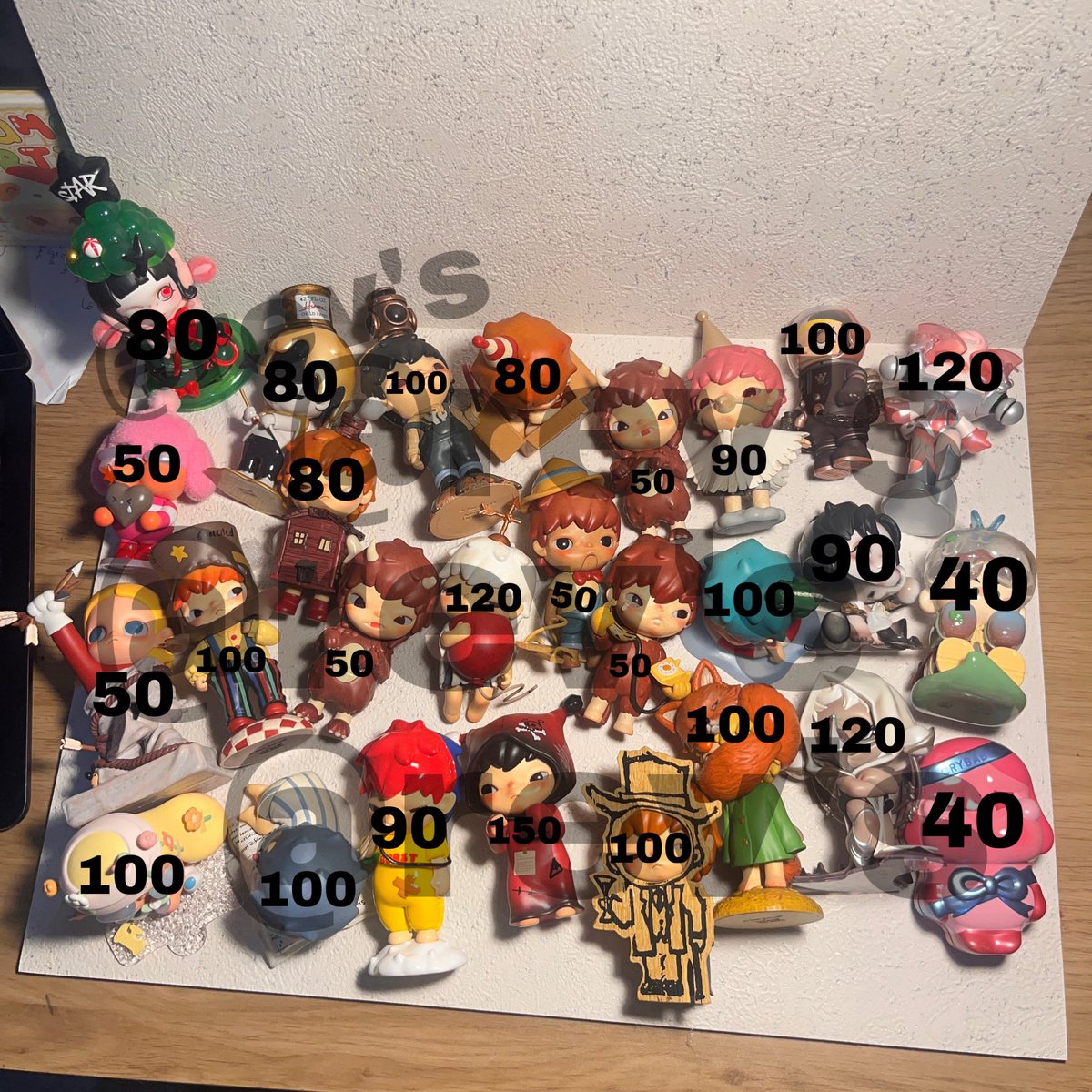 bbydriver555's tweet photo. wts hirono figure only ya, kalo mau take all boleeh +free popmart gifts https://t.co/47kNS6tknT