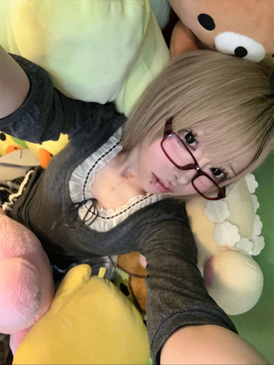 にこさん tweet media