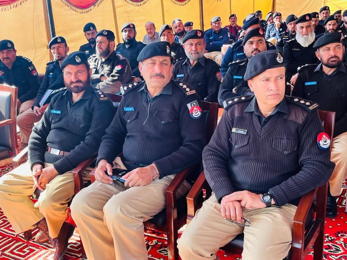 VxVeritas's tweet image. 🚨 #Breakingnews
کوہاٹ: پولیس حملے میں شہید ہونے والے ڈی ایس پی اسد محمود

#kohatblast #kohat #kpk #peshawar #dsp #police