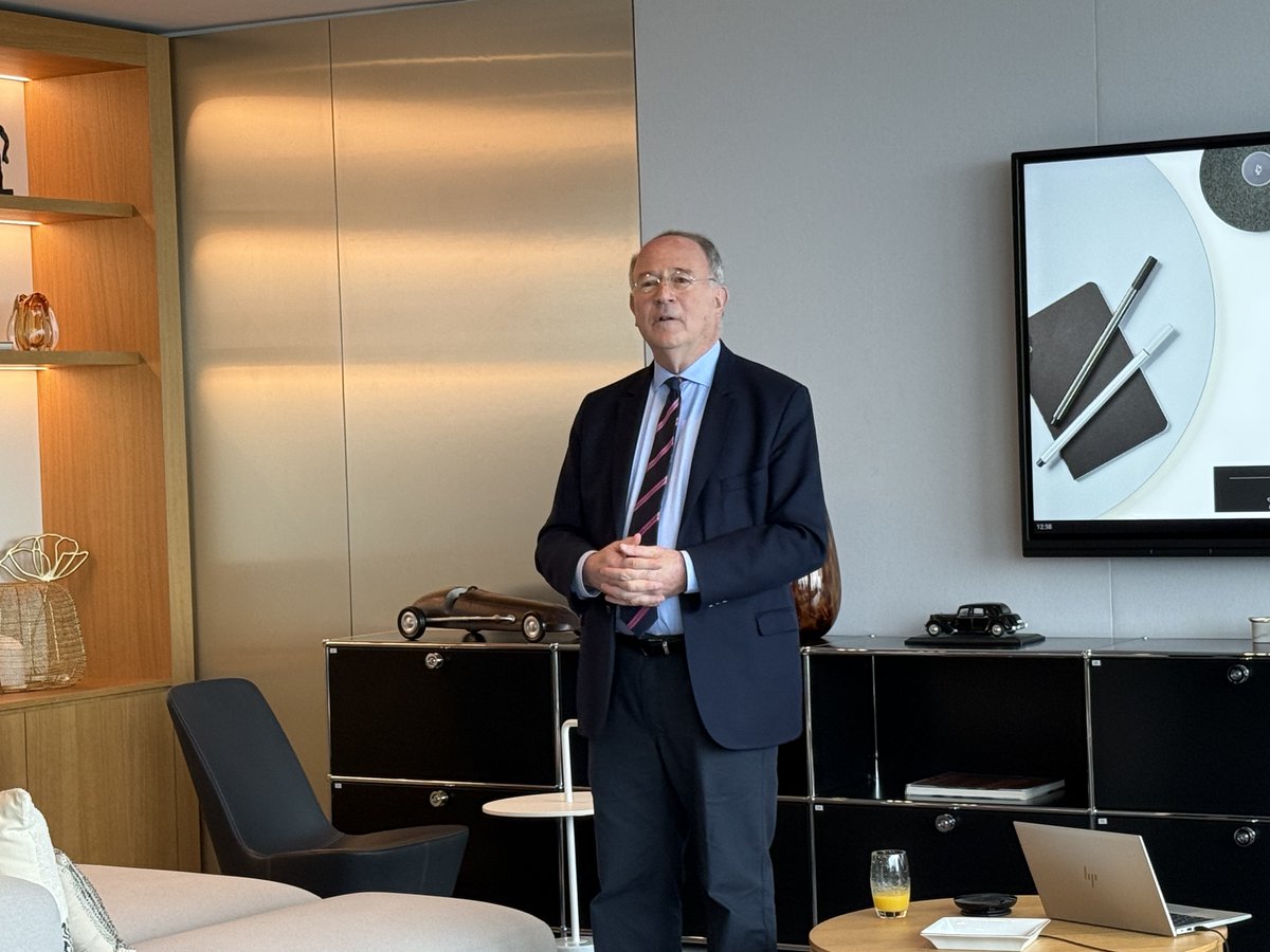 Moove Lab tweet media